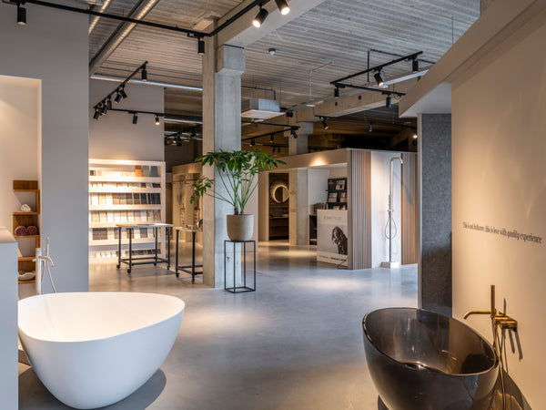 Mastello sanitair boutique met baden en samples