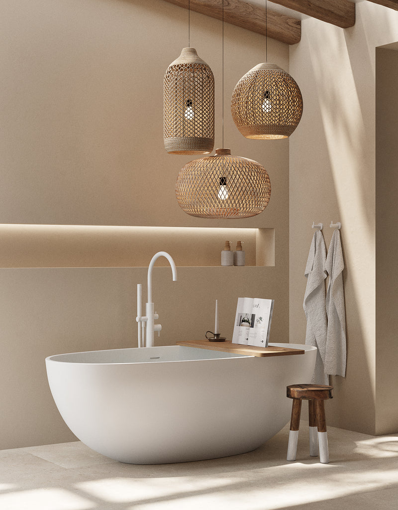 Vrijstaand bad in luxe Ibiza badkamer
