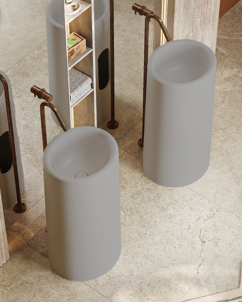Bold waszuilen in sahara clay in luxe badkamer